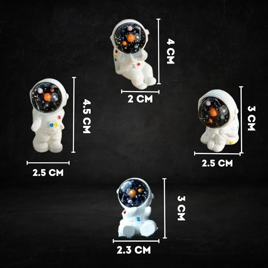 Satyam Kraft Resin 1 Set Astronaut Figurines Outer Space-Themed Action Figures