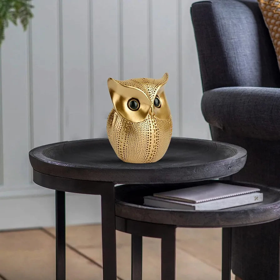 Xtore Modern Classy Lucky Owl Resin Art Figure Showpiece