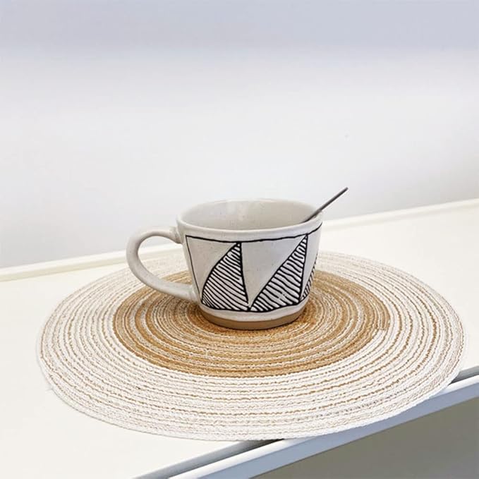 Spatlus Jute Placemats Set of 4 Heat Resistant Round Place Mats Natural Jute Gold Table Mats