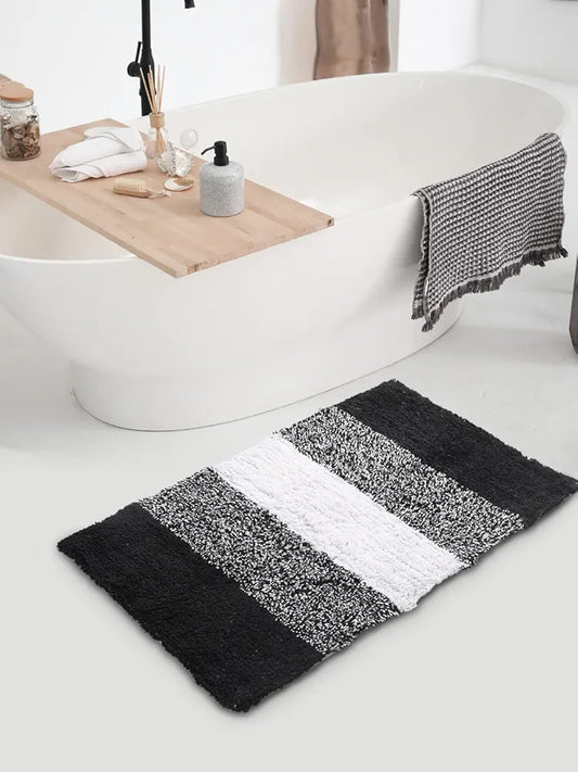 Sashaa World Striped Colour Black white Bath Mat Tufted Weave Ultra-soft & Absorbent