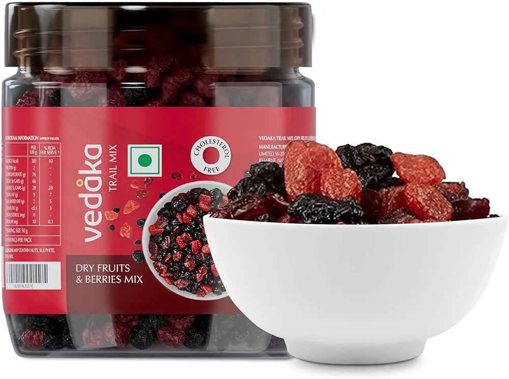 Amazon Brand - Vedaka Berries Mix | 200 g Pouch | Blueberry, Strawberry, Cranberry and Black Currant | Healthy Snacking