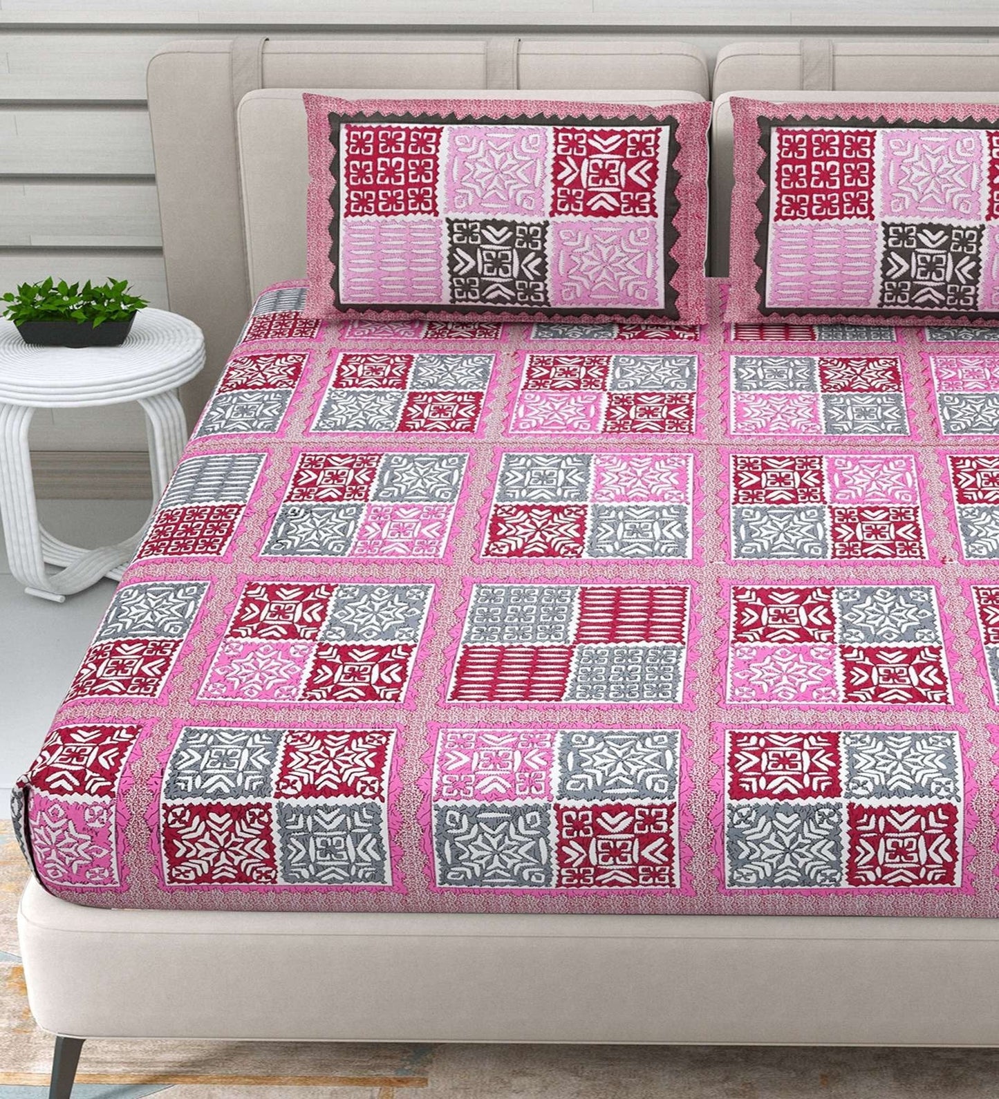 100% Pure Cotton Traditional Printed Bedsheet for Double Bed King Size Bedsheet with 2 Pillow Covers