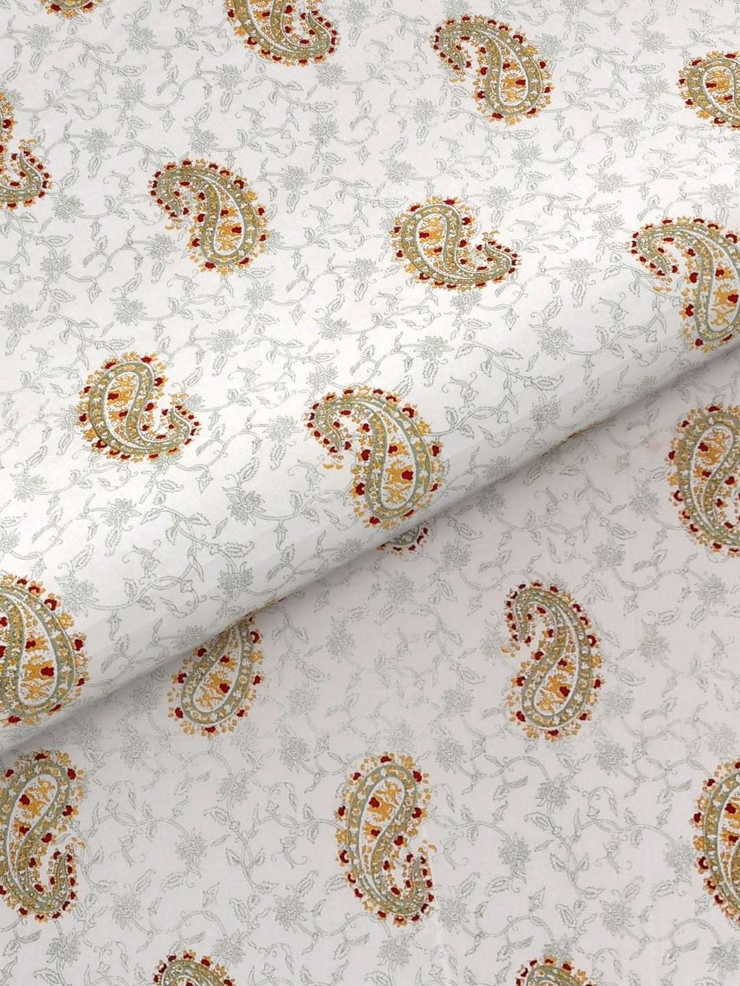 100% Pure Cotton Traditional Printed Bedsheet for Double Bed King Size Bedsheet with 2 Pillow Covers