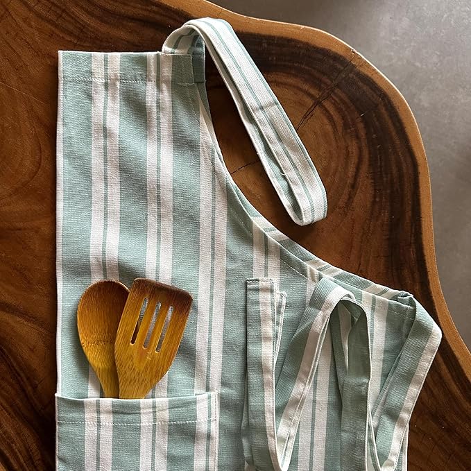 Oak & Lily Cotton Kitchen Apron Fully washable with large front pocket Green Striped