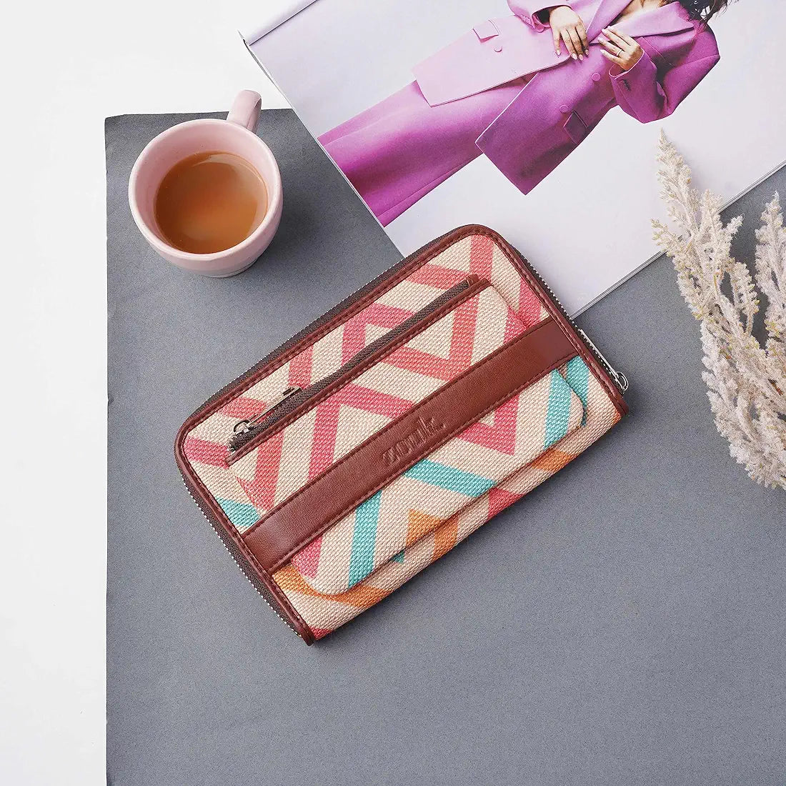 Zouk Women's Vegan Leather and Jute Wav Beach Print Handmade Classic Wallet Multicolour