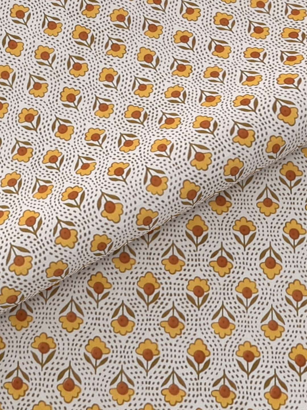 100% Pure Cotton Traditional Printed Bedsheet for Double Bed King Size Bedsheet with 2 Pillow Covers