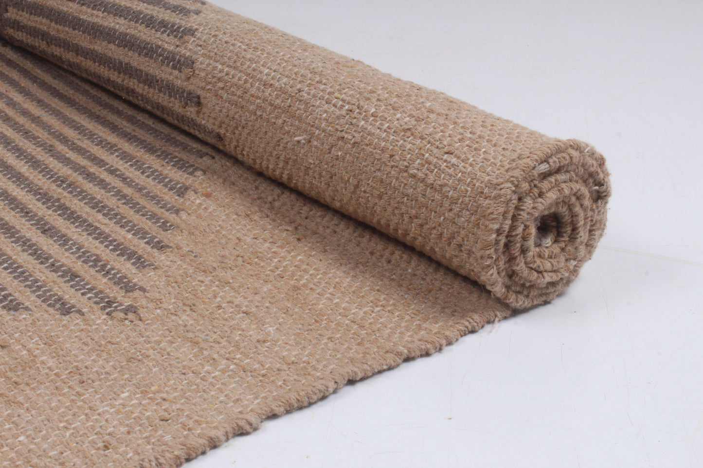 Shramdaan Handwoven Yoga Mat with Geometric Design