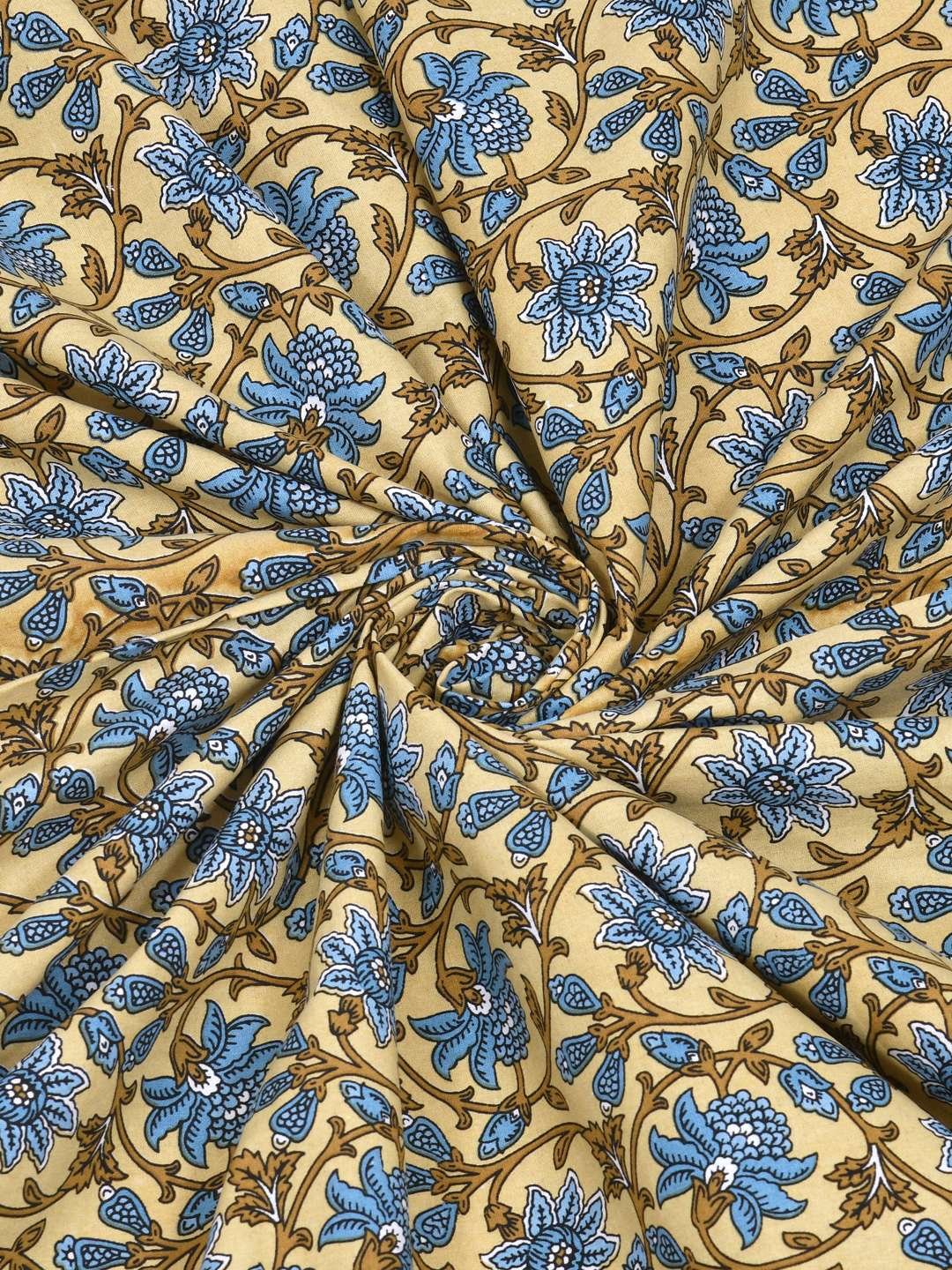 100% Pure Cotton Traditional Printed Bedsheet for Double Bed King Size Bedsheet with 2 Pillow Covers