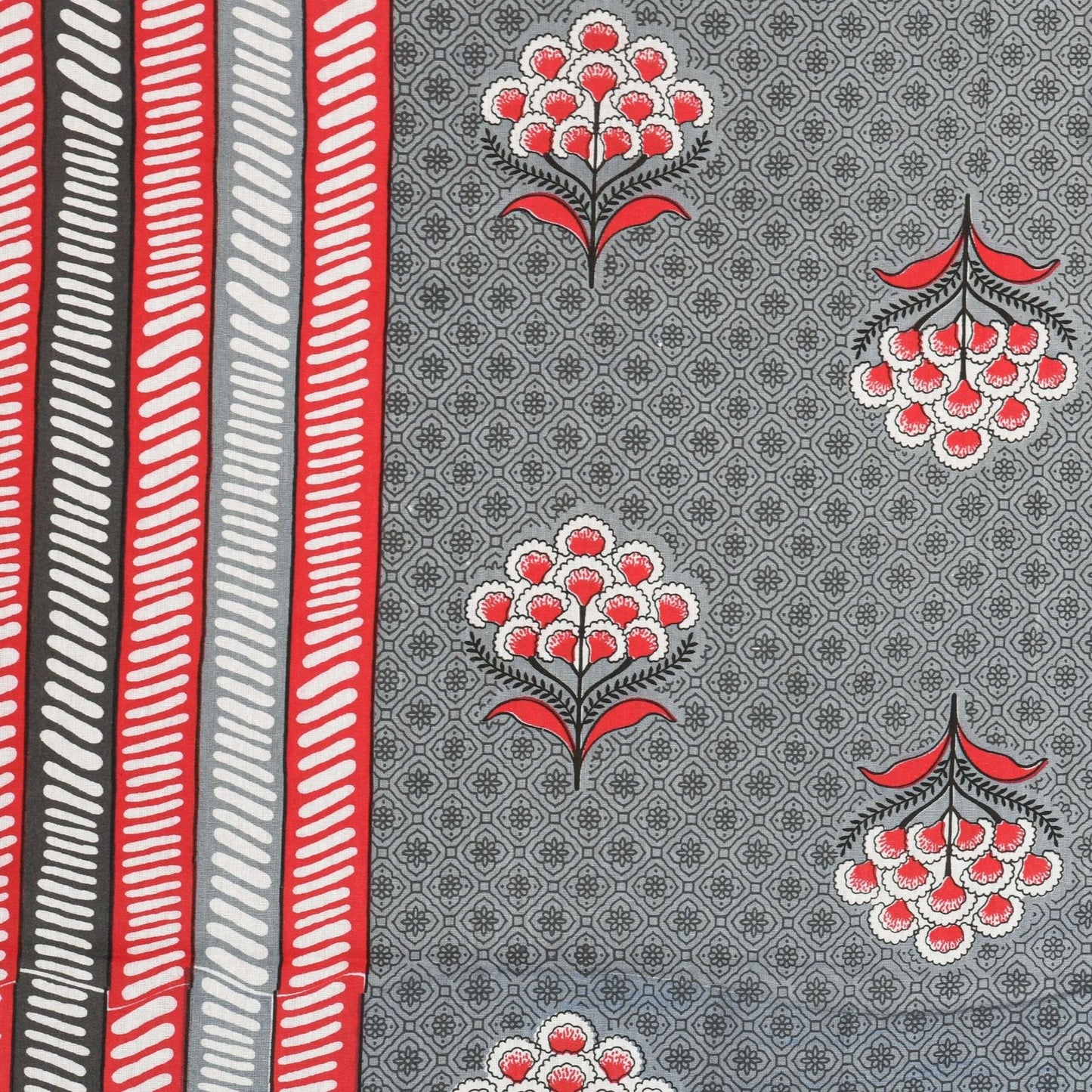 100% Pure Cotton Traditional Printed Bedsheet for Double Bed King Size Bedsheet with 2 Pillow Covers