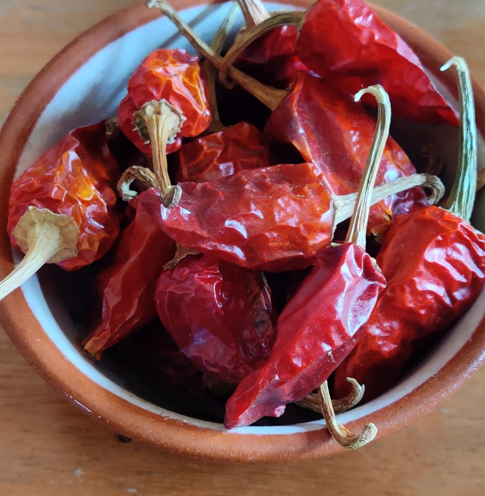 Red Chillies (Round)