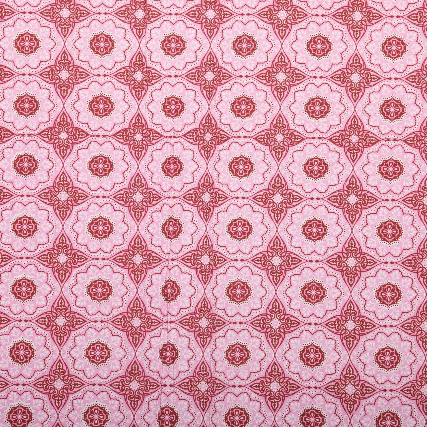 100% Pure Cotton Traditional Printed Bedsheet for Double Bed King Size Bedsheet with 2 Pillow Covers