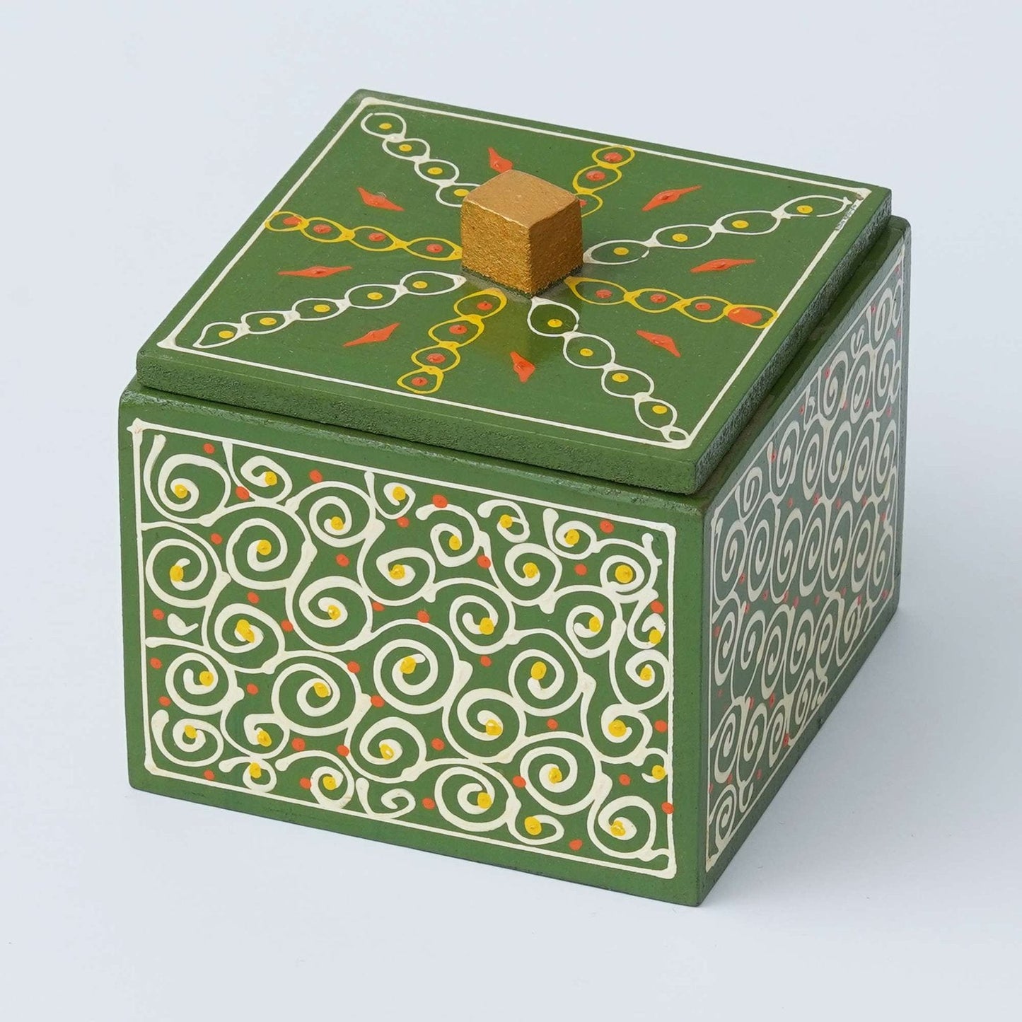 Handcrafted Wooden Dry Fruit Box: Elegant Storage for Healthy Treats