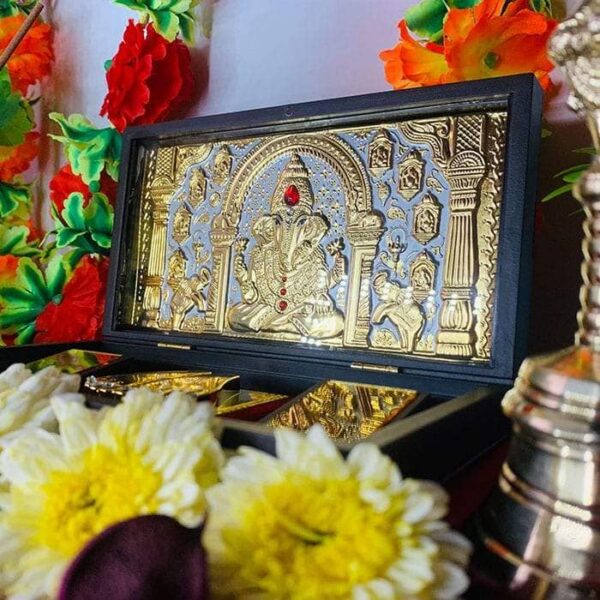 Svastika Ganesha Pocket Temple