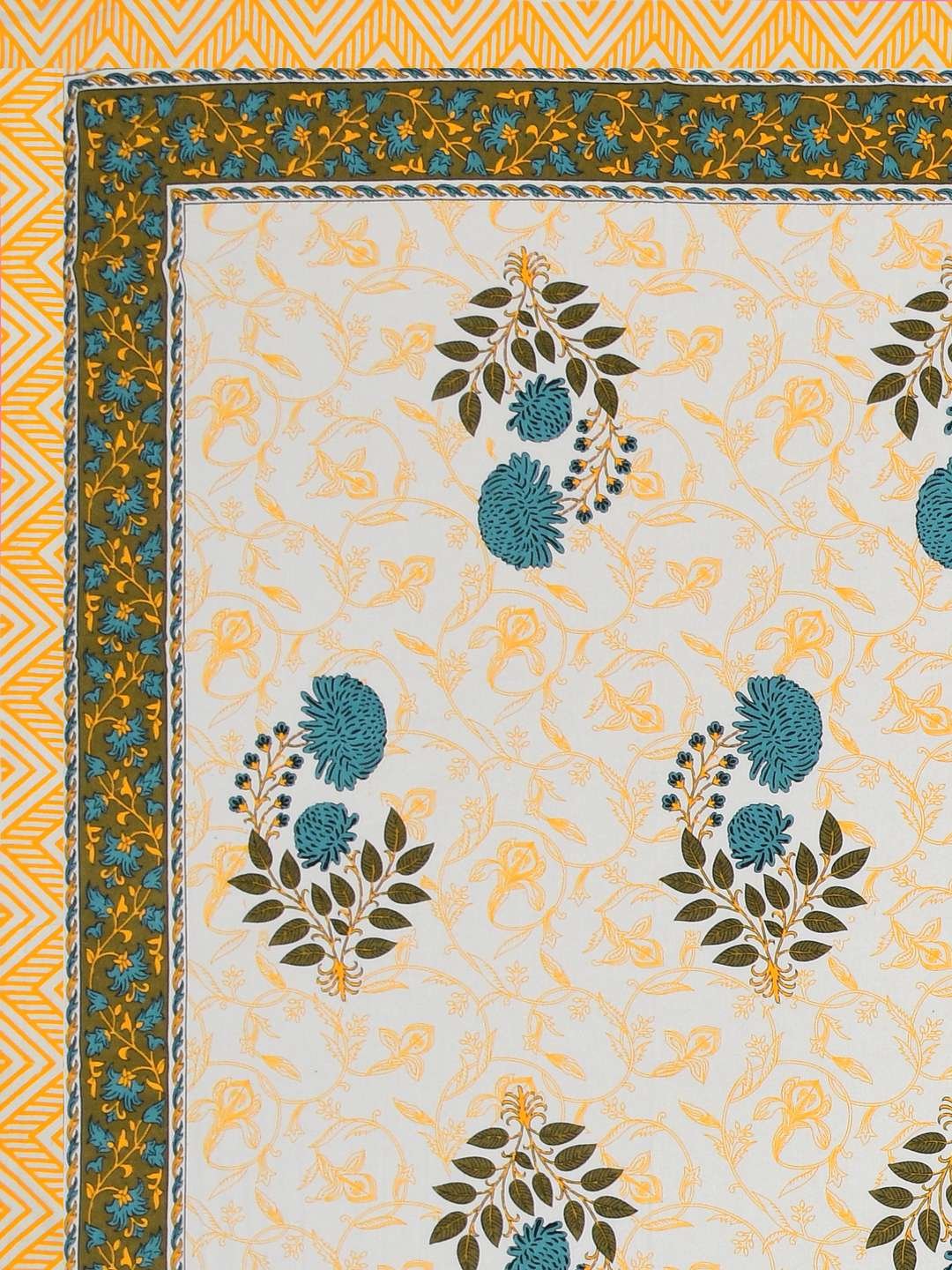 100% Pure Cotton Traditional Printed Bedsheet for Double Bed King Size Bedsheet with 2 Pillow Covers