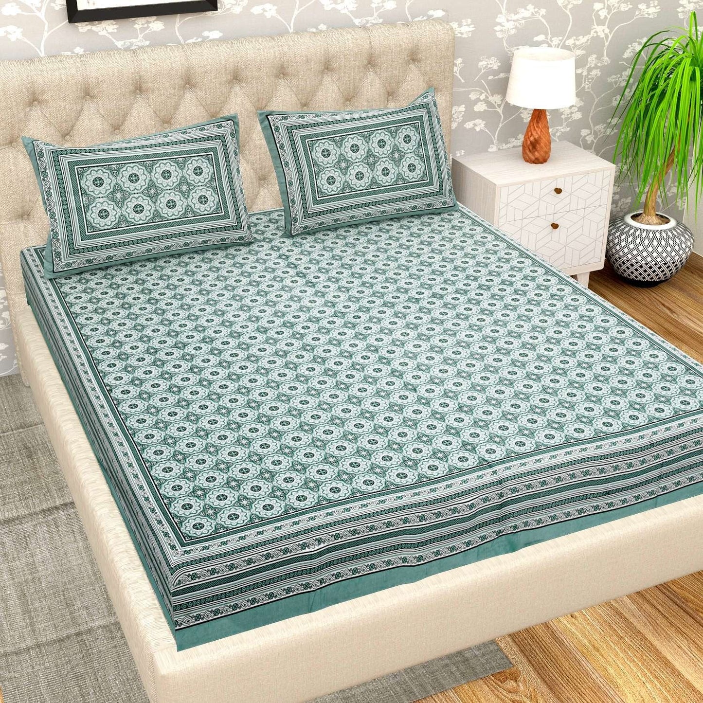 100% Pure Cotton Traditional Printed Bedsheet for Double Bed King Size Bedsheet with 2 Pillow Covers