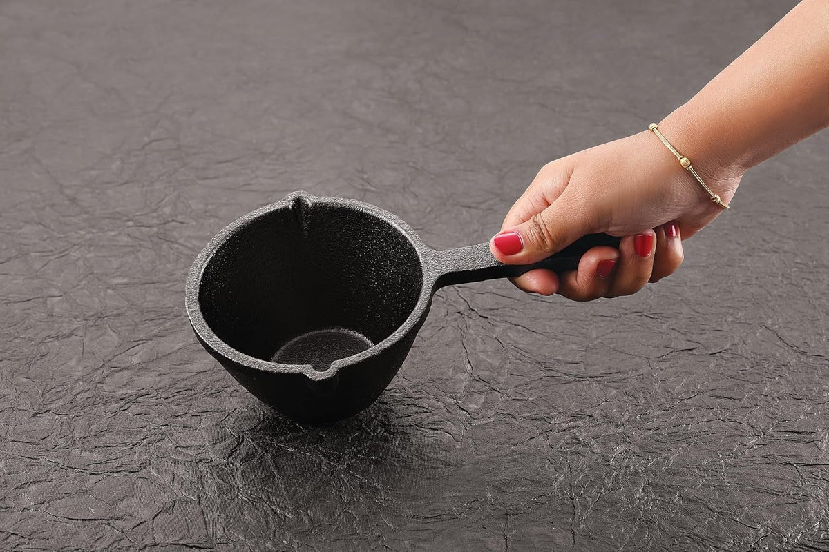 Tosaa Cast Iron Tadka Pan - 11 cm