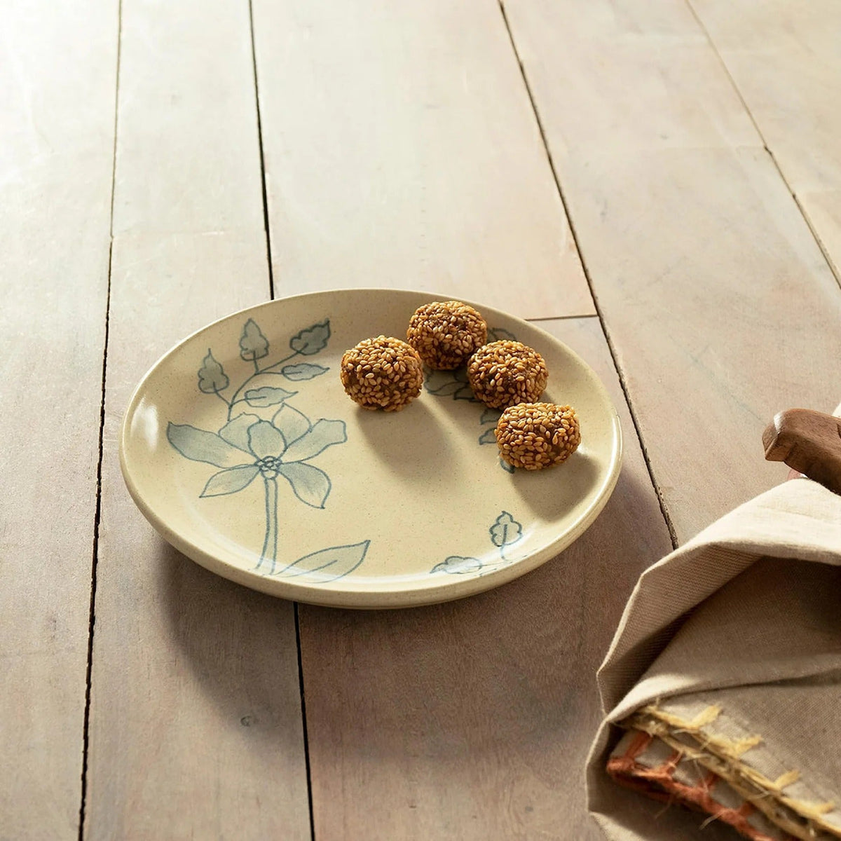 Ellementry Fiore Ceramic Dinner and Side Plate Combo Set of 8 4 of Each Dishwasher Safe Food Grade