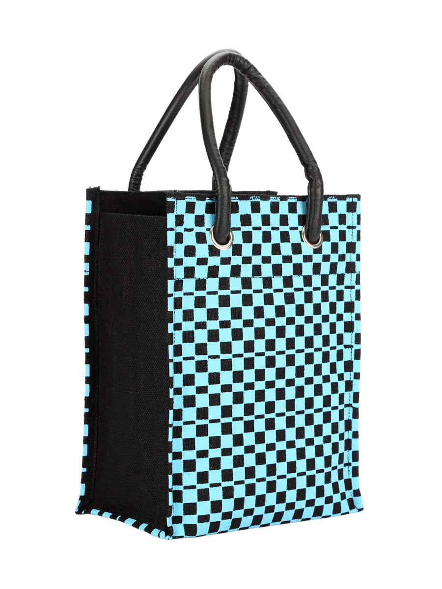 Jute Cottage Check Print Big Eyelet Lunch Bag With Bottom Board