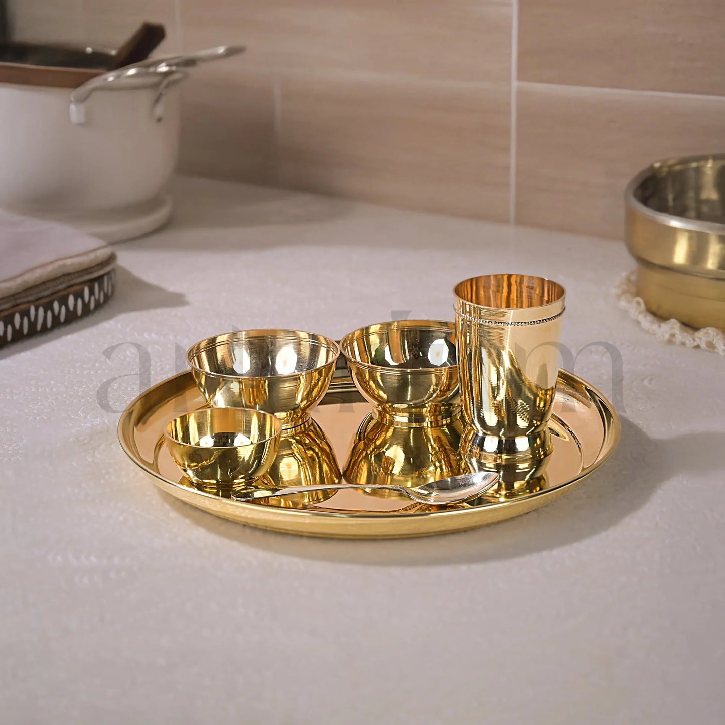 Artarium Brass Plain Thali Set