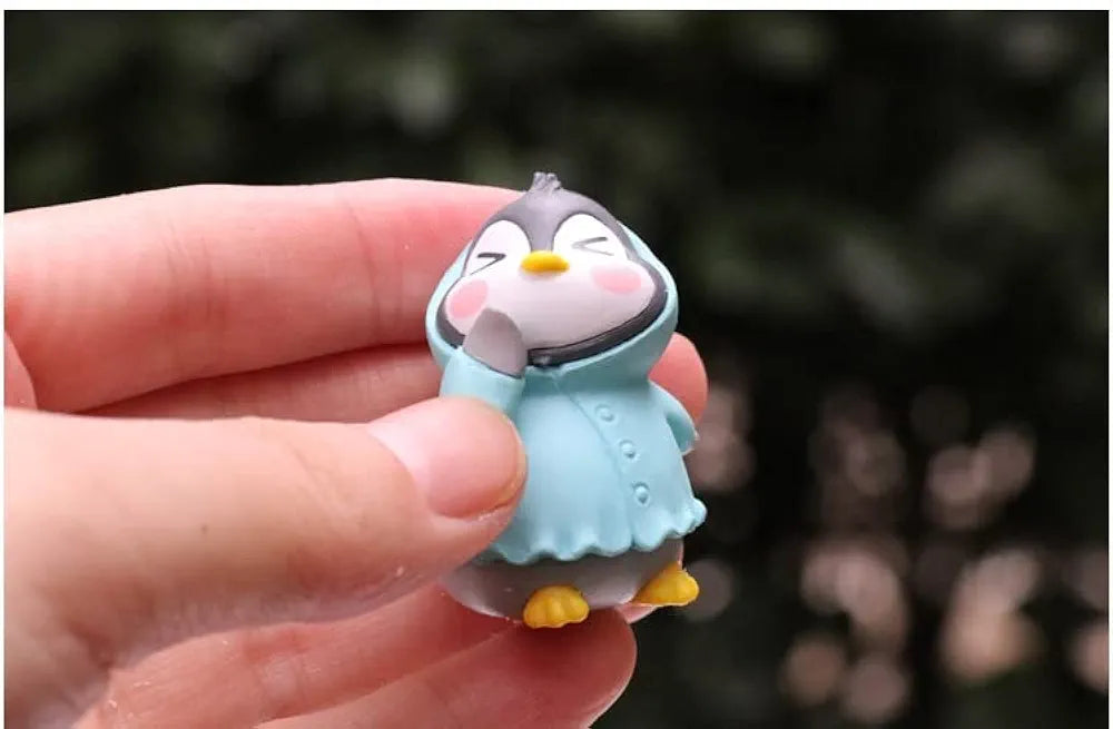 Satyam Kraft 1 Set  Cute Penguin Miniature Figurines Showpiece