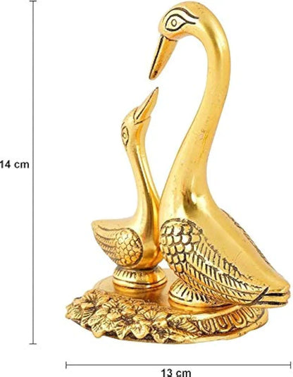 Chhariya Crafts Metal Pair of Kissing Duck Love Bird Metal Gift Item for Home and Office Decorative Showpiece - 12 cm