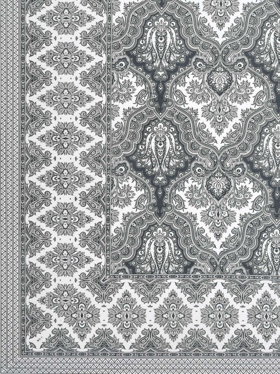 100% Pure Cotton Traditional Printed Bedsheet for Double Bed King Size Bedsheet with 2 Pillow Covers