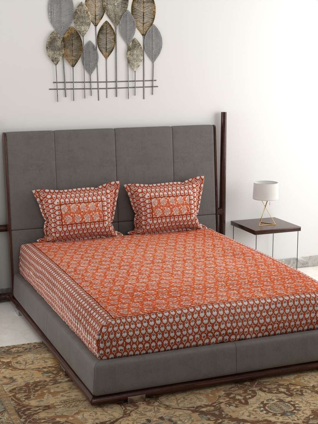 100% Pure Cotton Traditional Printed Bedsheet for Double Bed King Size Bedsheet with 2 Pillow Covers