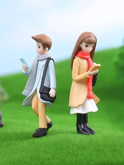 Satyam Kraft 2 Couple Resin Set Couple Miniature Romantic Showpiece