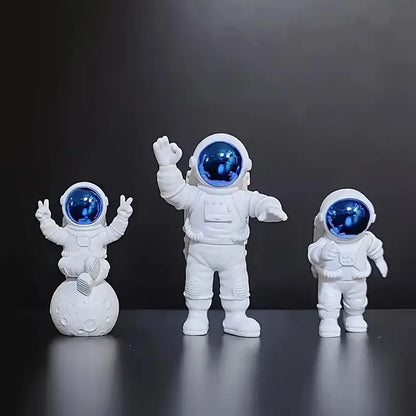 Street27 Polyvinyl Chloride 3Pcs Astronaut Action Figurine Home Decor