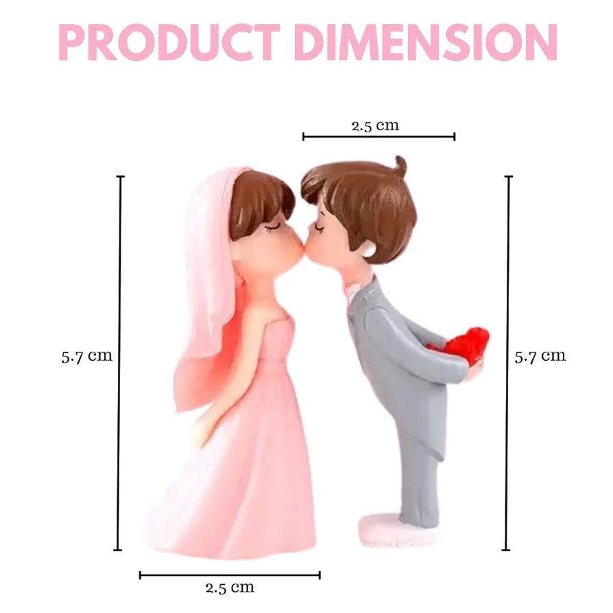 Satyam Kraft Resin 1 Set Romantic Couple Miniature Bride Kissing Groom Showpiece