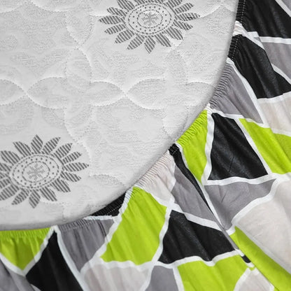 Divine Casa Bedsheet For Double Bed Elastic Fitted Cotton Printed Bed Sheets For Double Bed Set With 2 King Size Pillow Covers Colour Green