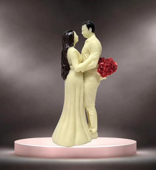 Gold Art India Couple Figurine with Ivory Finish Red Flower Bouquet