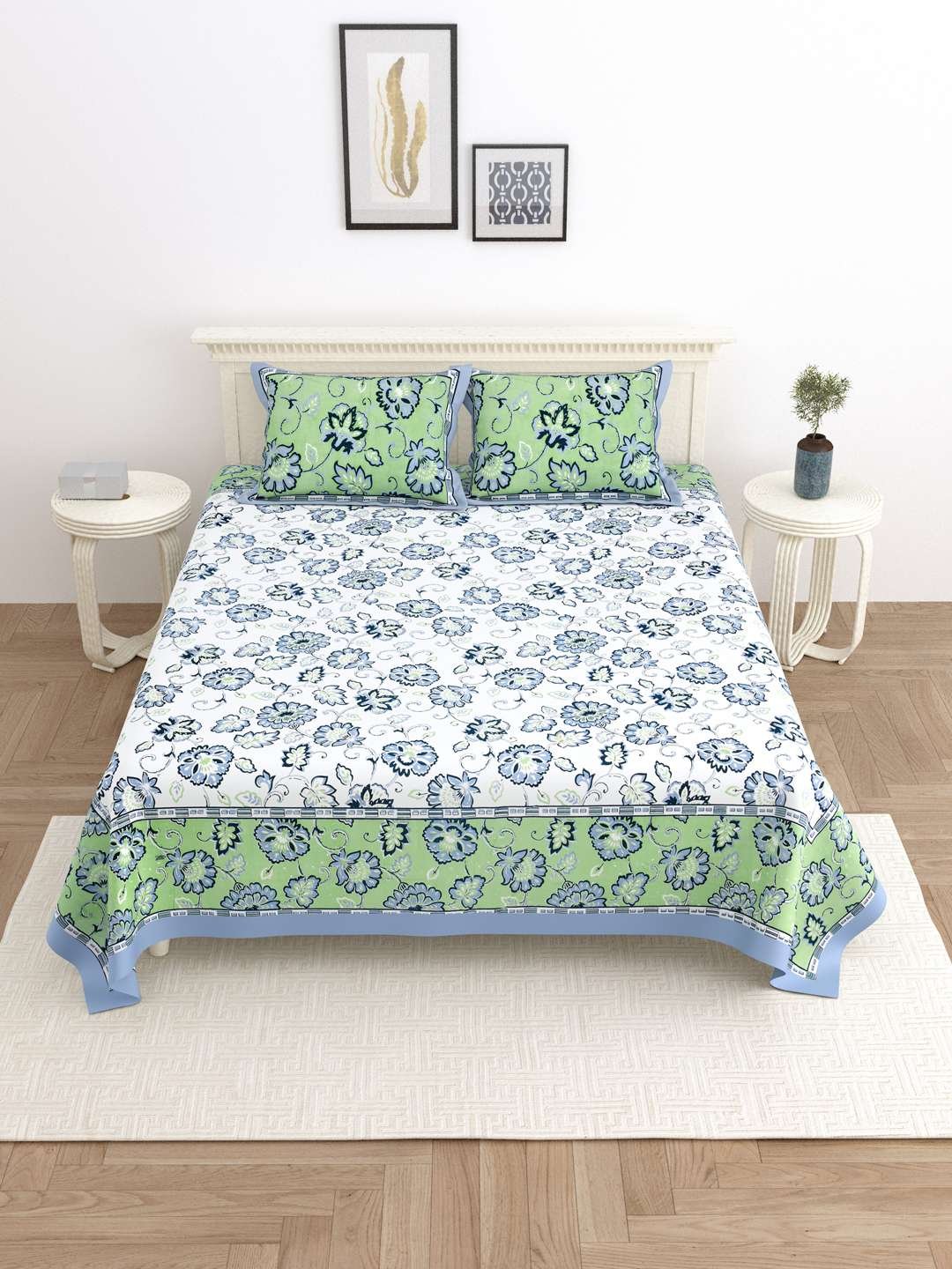 100% Pure Cotton Traditional Printed Bedsheet for Double Bed King Size Bedsheet with 2 Pillow Covers