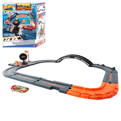 Hot Wheels Monster Trucks Demolition Doubles Safari Vs Wild Streak 1:64 Scale Multicolor