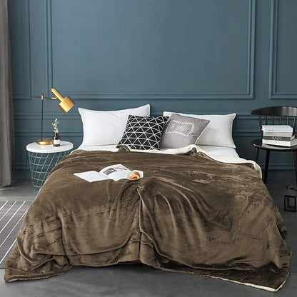 Cloth Fusion Fleece Sherpa Blanket for Winter Double Size Soft King Size Quilt Blanket Golden Beige