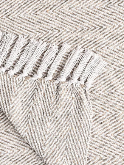 Sashaa World Striped Chevron Throw Blanket Colour Light Grey