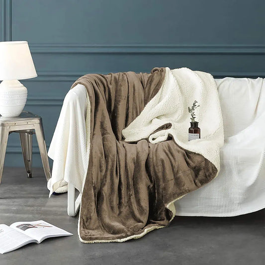 Cloth Fusion Fleece Sherpa Blanket for Winter Double Size Soft King Size Quilt Blanket Golden Beige