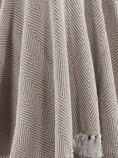 Sashaa World Striped Chevron Throw Blanket Colour Light Grey