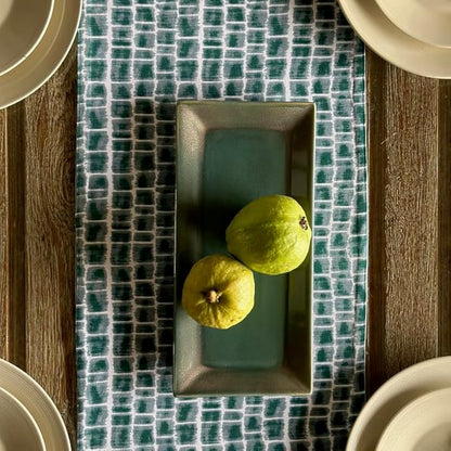 Oak & Lily Table Runner in Green & White Geometric Print Washable 4 Seater & 6 Seater