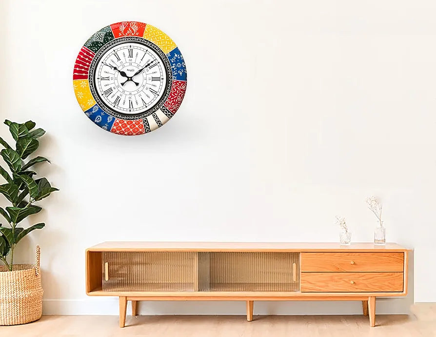 RoyalsCart Boistrous Colors Wooden Antique Analog Wall Clock Size - 40 cm x 40 cm [16 x 16 inches] [KTWC139D] Boistrous