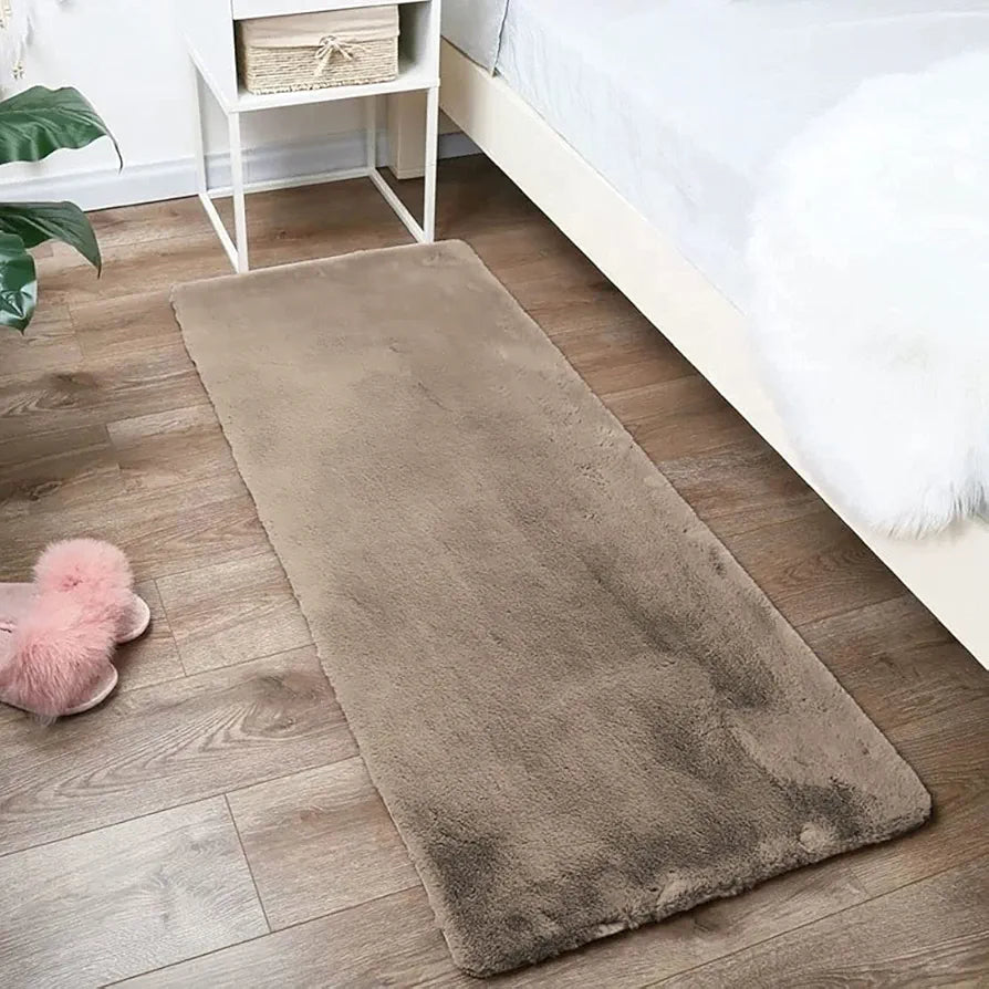 Luxe Home International Ruffle Bath Runner 2 X 5 Ft Colour Taupe