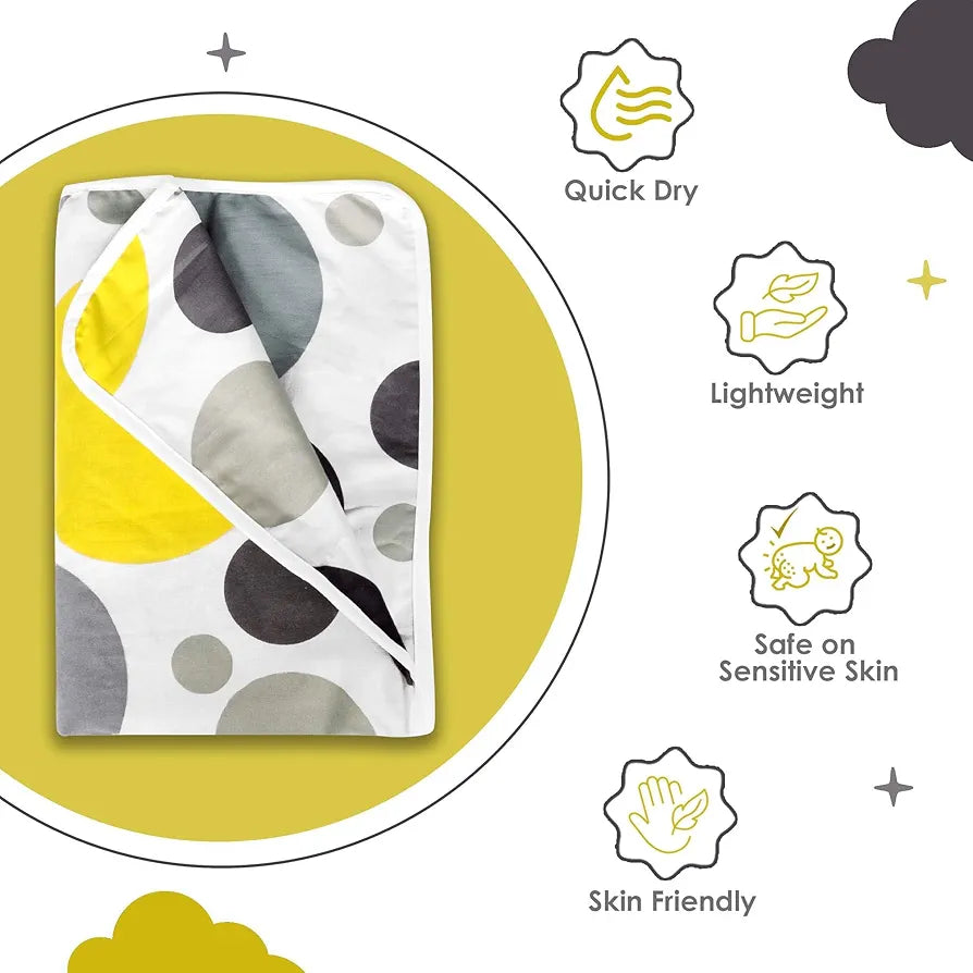 Divine Casa Pure Cotton Baby Blankets Newborn 0-4 Years Soft Cozy Dohar for Toddler Girls I Boys I Babies for Gift Colour Green Banana and White