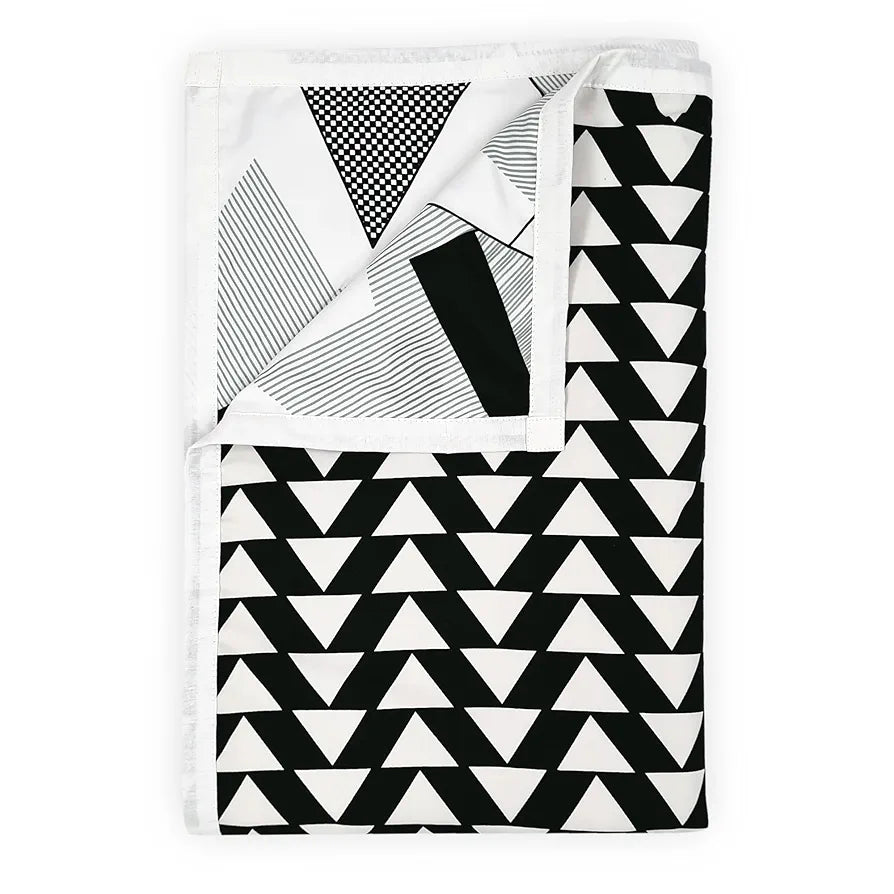 Divine Casa 120 GSM Microfiber Single Dohar Soft & Lightweight Throw Blanket Geometric Triangles Pattern Colour Black & White