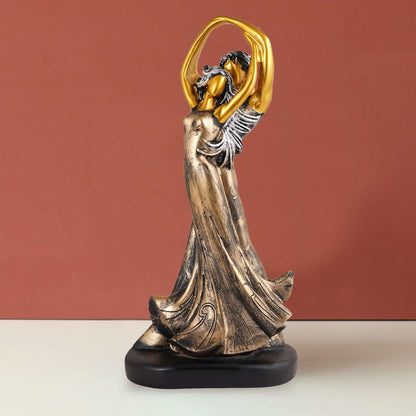 Great Valentine’s Day Gift For Girl & Boys symbolizes true love, Romantic Gift Showpieces brown Golden