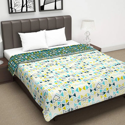 Divine Casa 120 GSM Microfiber Double Dohar Soft & Lightweight Throw Blanket Geometric Maze Pattern Colour Teal Green & White