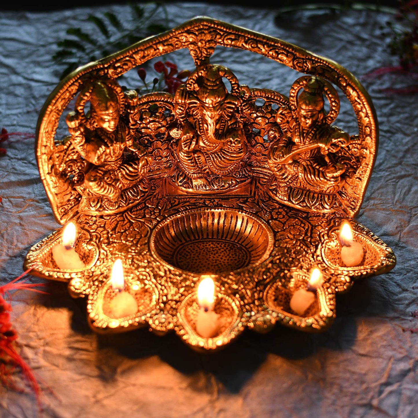 Metal Lakshmi Ganesha Showpiece Statue with Diya