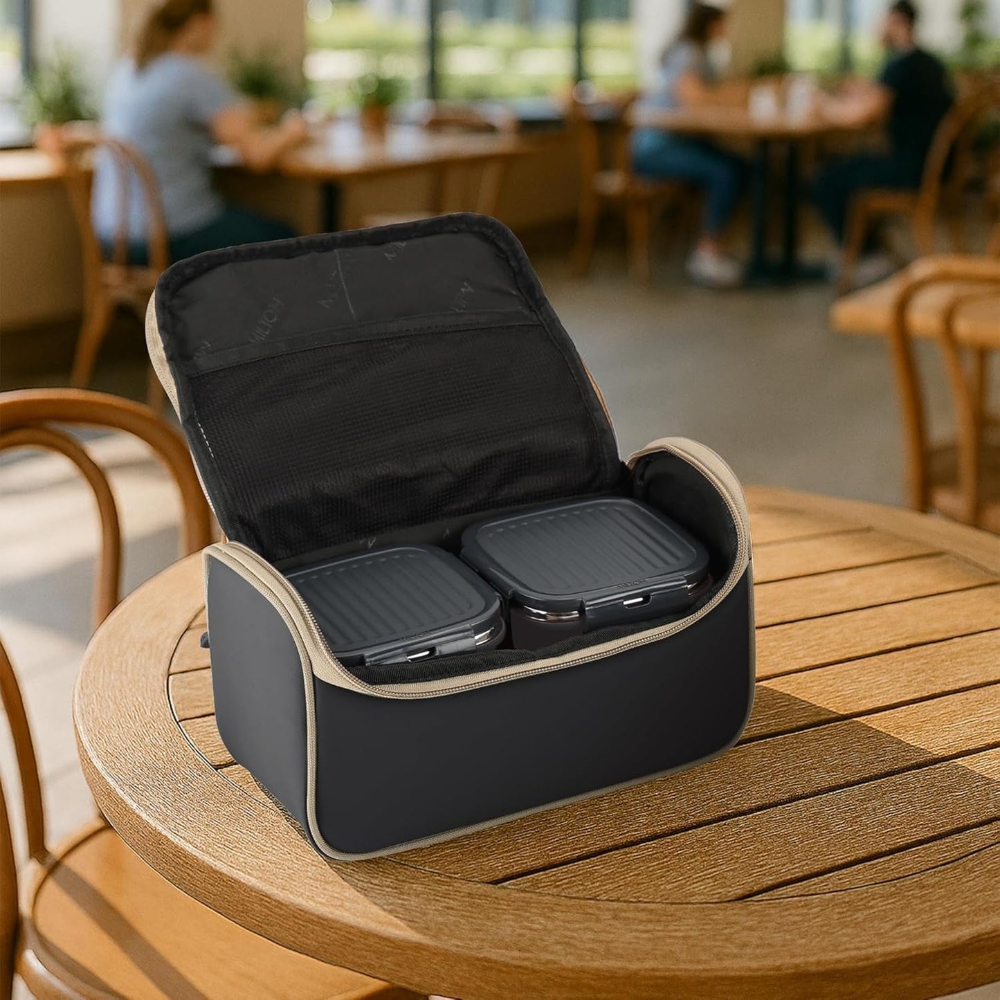 Milton Lush Lunch Box