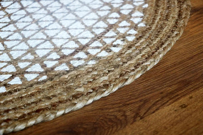 The Home Talk Natural Handcrafted Braided Round Jute Rug 80 cm Traditional Carpet Beige & White