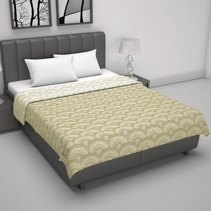 Divine Casa 120 GSM Microfiber Double Dohar Soft & Lightweight Throw Blanket Floral Burst Pattern Colour Soybean & White