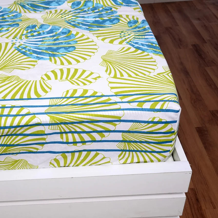 Divine Casa 144 TC 100% Cotton Acid Lime Elastic Fitted Bedsheets King Size with 2 Pillow Covers  Colour Printed Acid Lime